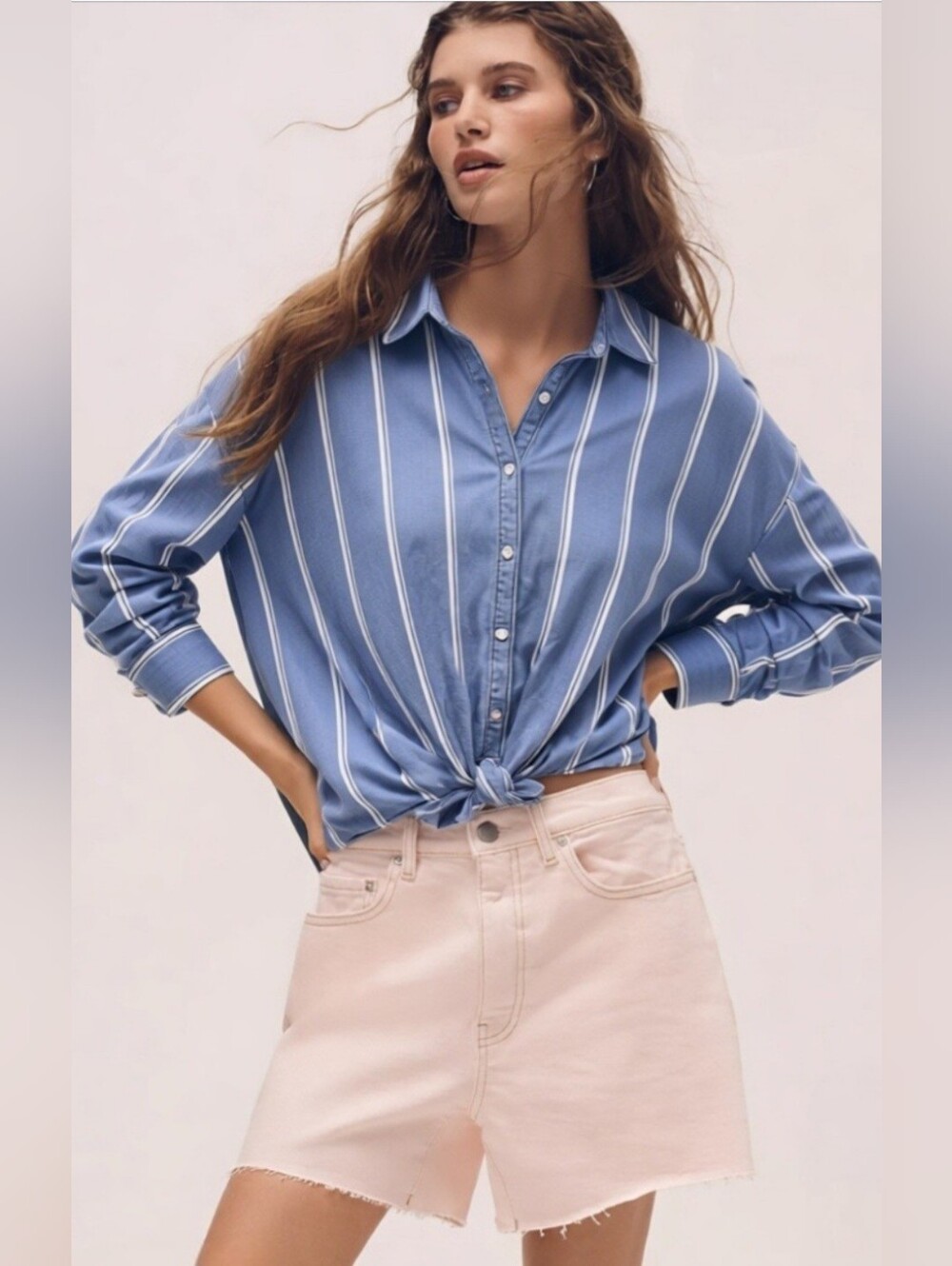 Jennifer Lopez Blue Chambray Striped Button Down Shirt With Knot Tie Waist